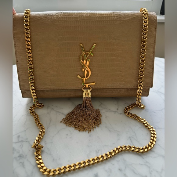 YSL - KATE MEDIUM TASSEL IN CROCODILE-EMBOSSED LEATHER BAG DARK BEIGE - Picture 2 of 12